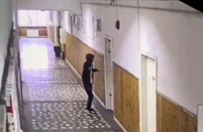 Σύμφωνα με πηγή, το αγόρι είχε αναρτήσει μηνύματα στο TikTok, προτρέποντας σε βίαιες πράξεις.