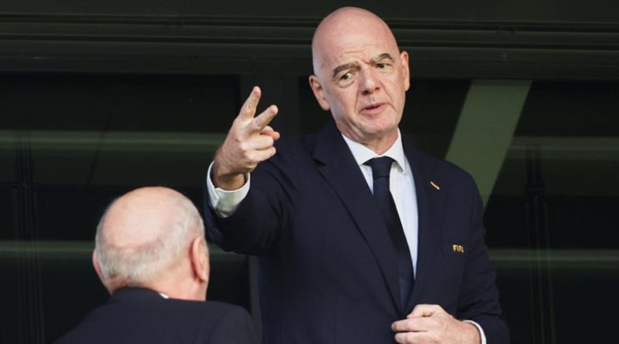 Τελεσίγραφο της UEFA στον Ινφαντίνο