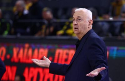 Τσίμπος: Μία δεκαετία τώρα η ΑΕΚ δεν είχε ξανά τόσα μαζεμένα προβλήμα