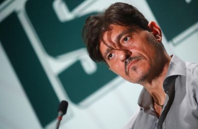 «Θα διεκδικήσουμε όσα εκλάπησαν από ένα καθεστώς βρομιάς»