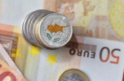 Φορολογία και αύξηση τιμών ενίσχυσαν τα κρατικά έσοδα