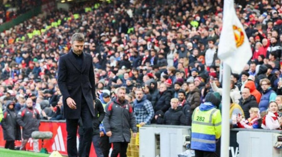 Στα πρόθυρα της απόλυσης από τη Μάντσεστερ Γιουνάιτεντ ο Κάρικ!