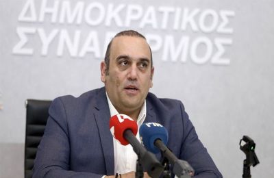 «Η δήλωση αυτή δεν θα έπρεπε να γίνει από ένα ανώτατο στέλεχος, που έχει θεσμικό ρόλο».
