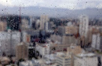 Δείτε βίντεο από τα έντονα καιρικά φαινόμενα.