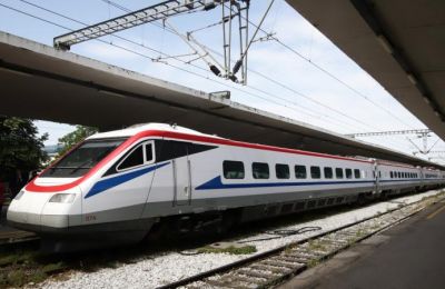 Ελλάδα: Χωρίς τρένα και προαστιακό αύριο λόγω 24ωρης απεργίας