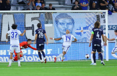 Aπόλλων - Πάφος FC: Γκολ από Όζμπολτ, αλλά VAR και άκυρο!