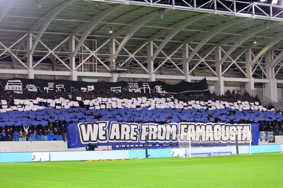 Αξίζει να την αγαπάς…