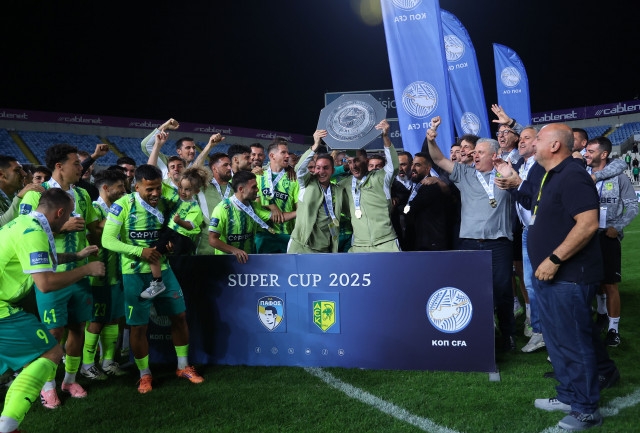 Στην ΑΕΚ το Σούπερ Καπ με ήρωα τον Παρασκευά